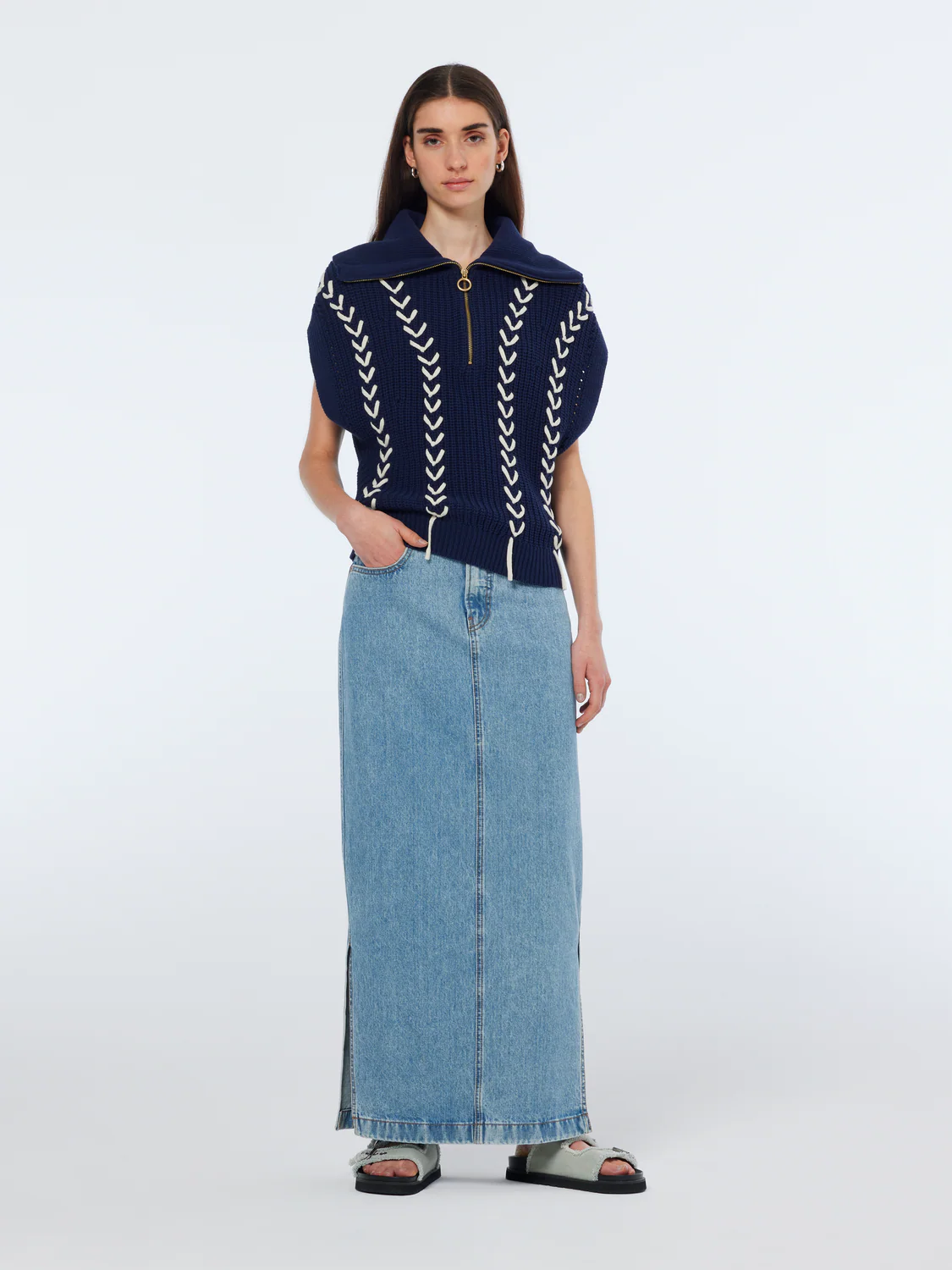 Lace Detail Half Zip Collared Vest