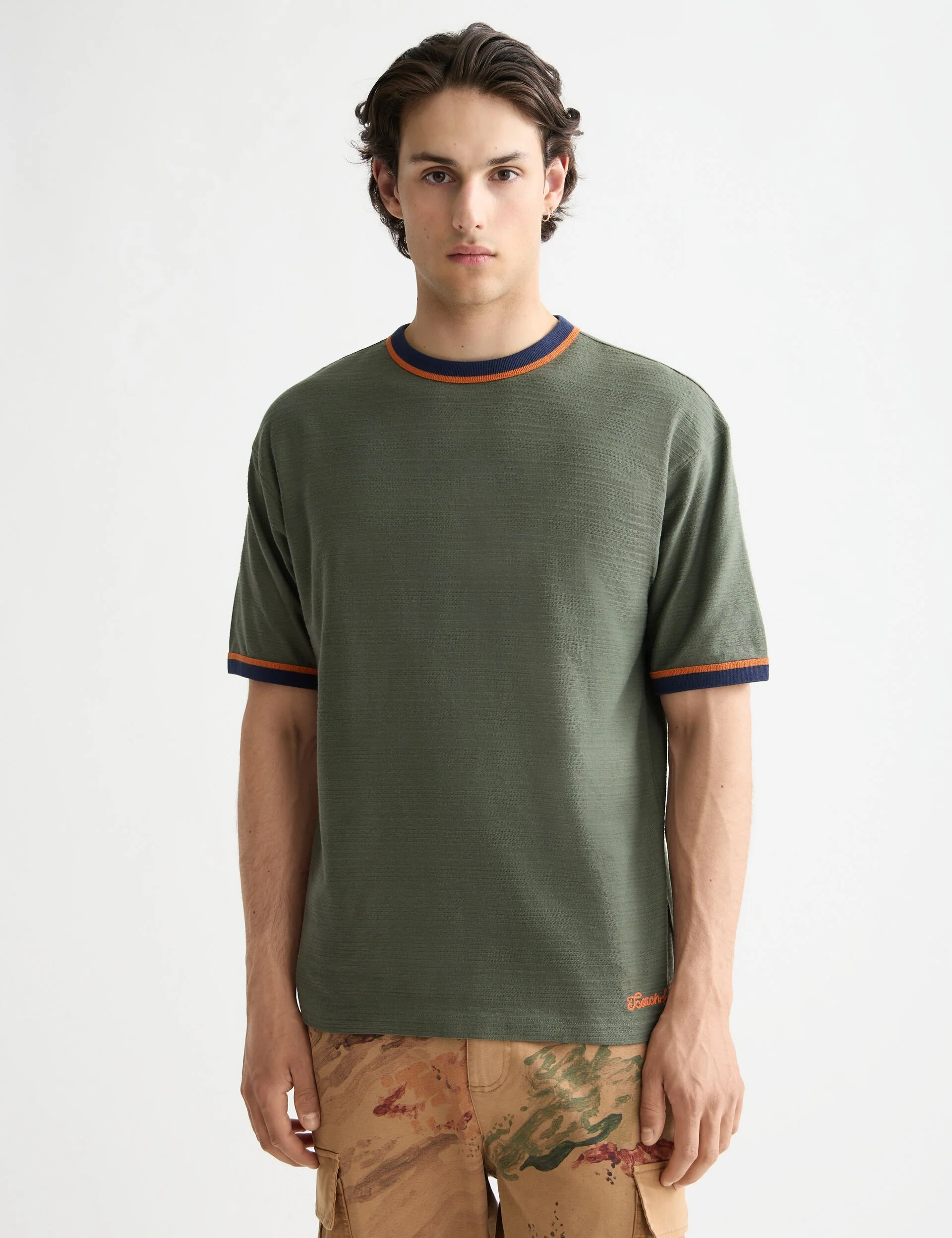 Relaxed Fit Bound Neckline T-shirt