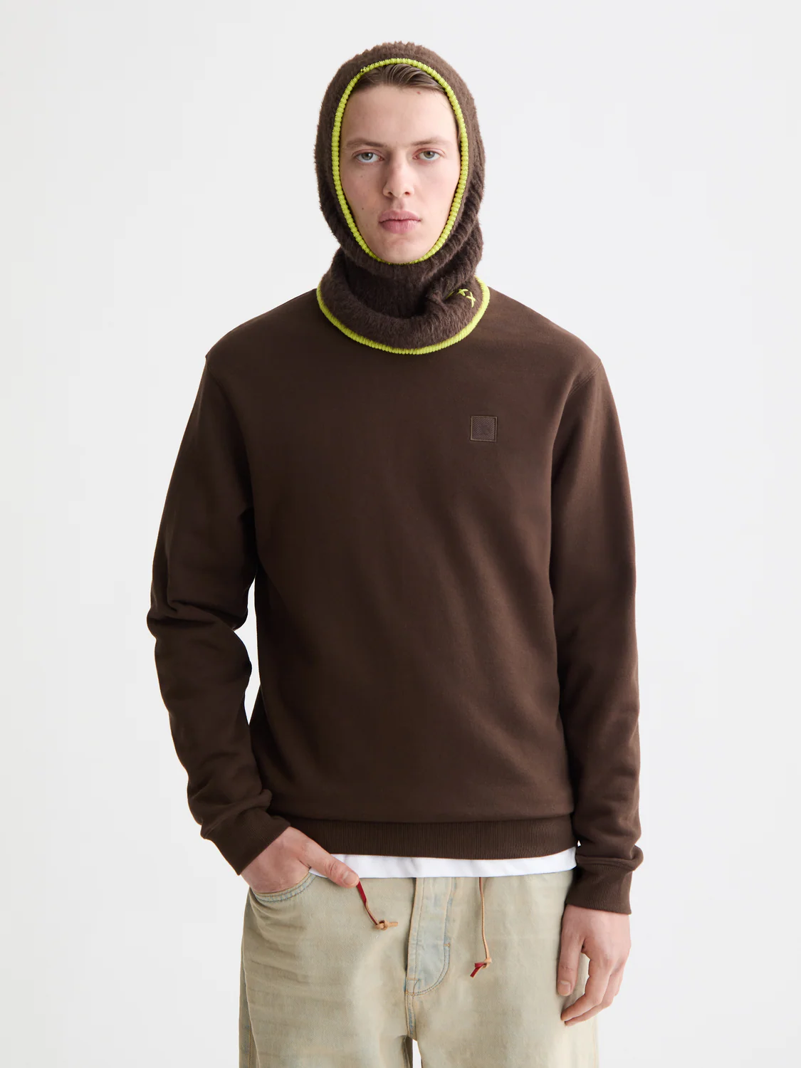 Seasonal Core - Regular-Fit Logo Sweatshirt