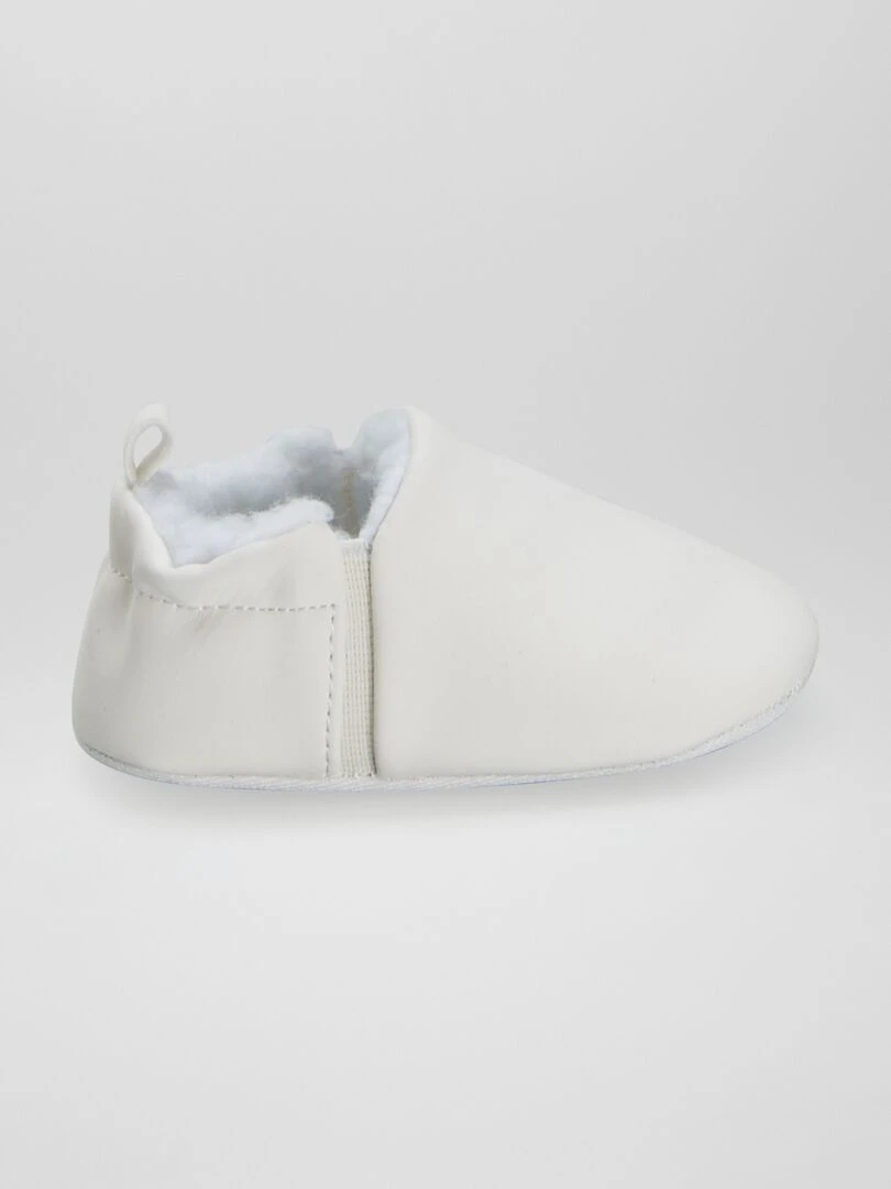Chaussons en suédine fourrés blanc