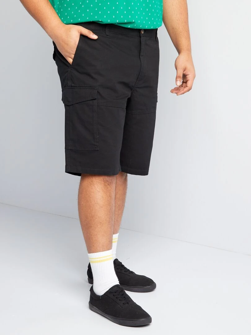 Bermuda  avec poches à rabat   noir