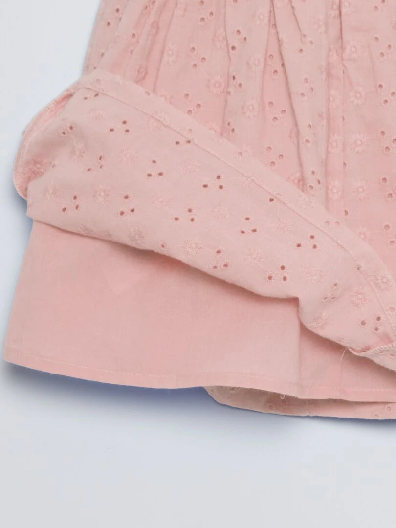Robe avec broderies anglaises   Rose e