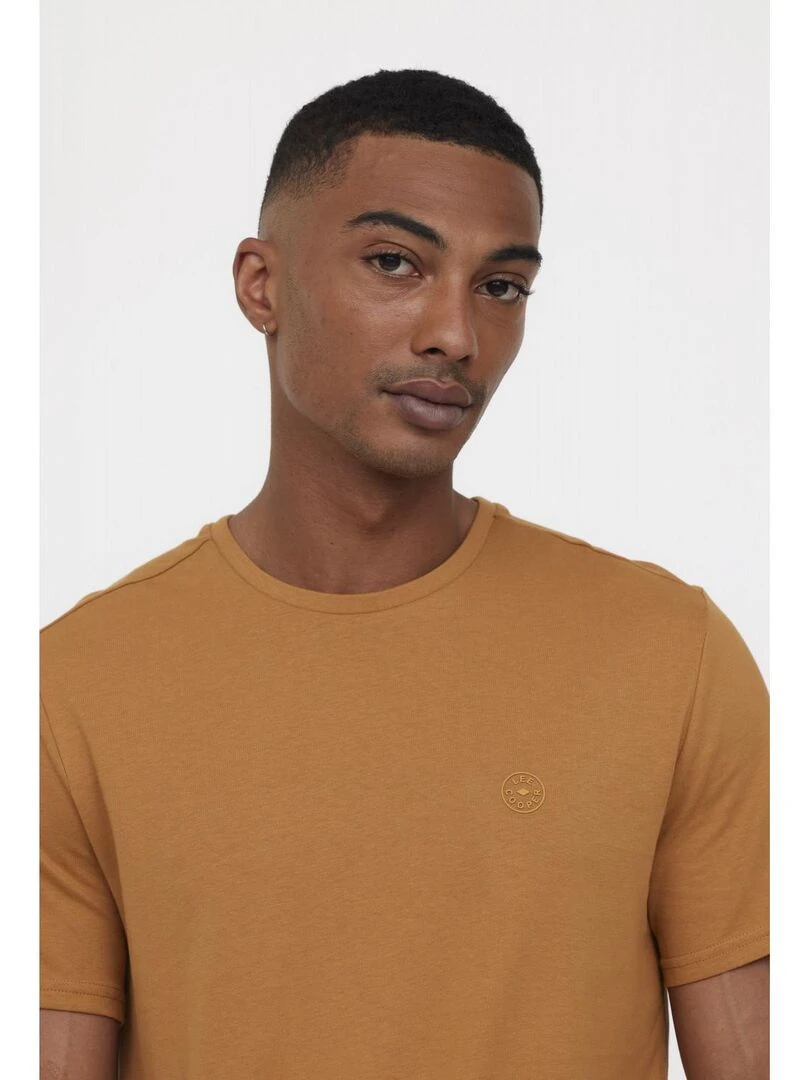 Lee Cooper   T Shirt manches courtes coton regular AREO   Camel