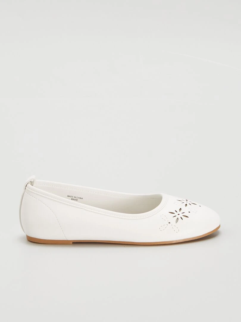 Ballerines à détails ajourés Blanc cassé