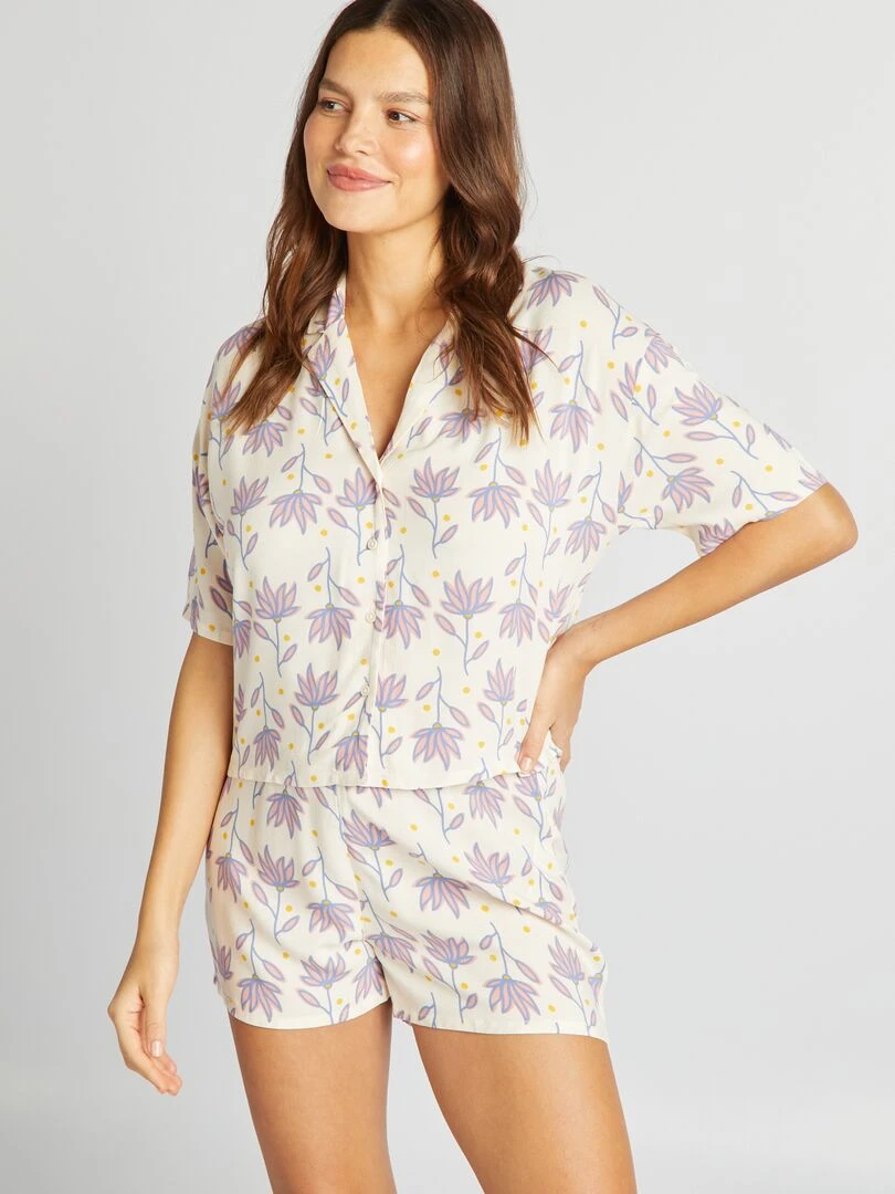 Pyjama chemisier + short   imprimé maxi fleurs   Beige