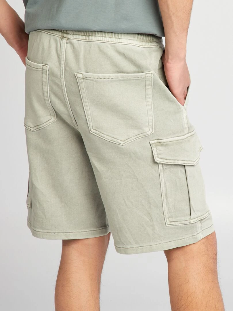 Short avec poches sur les côtés   Vert