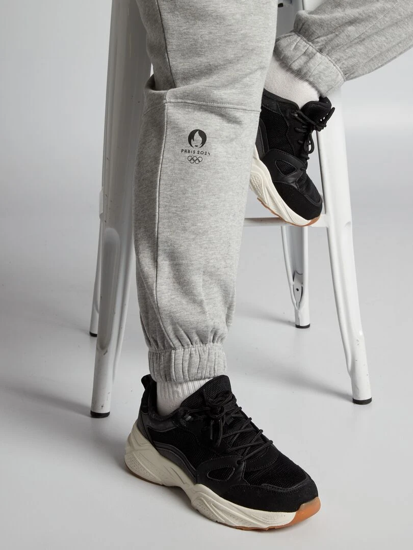 Jogging   Paris 2024   Gris