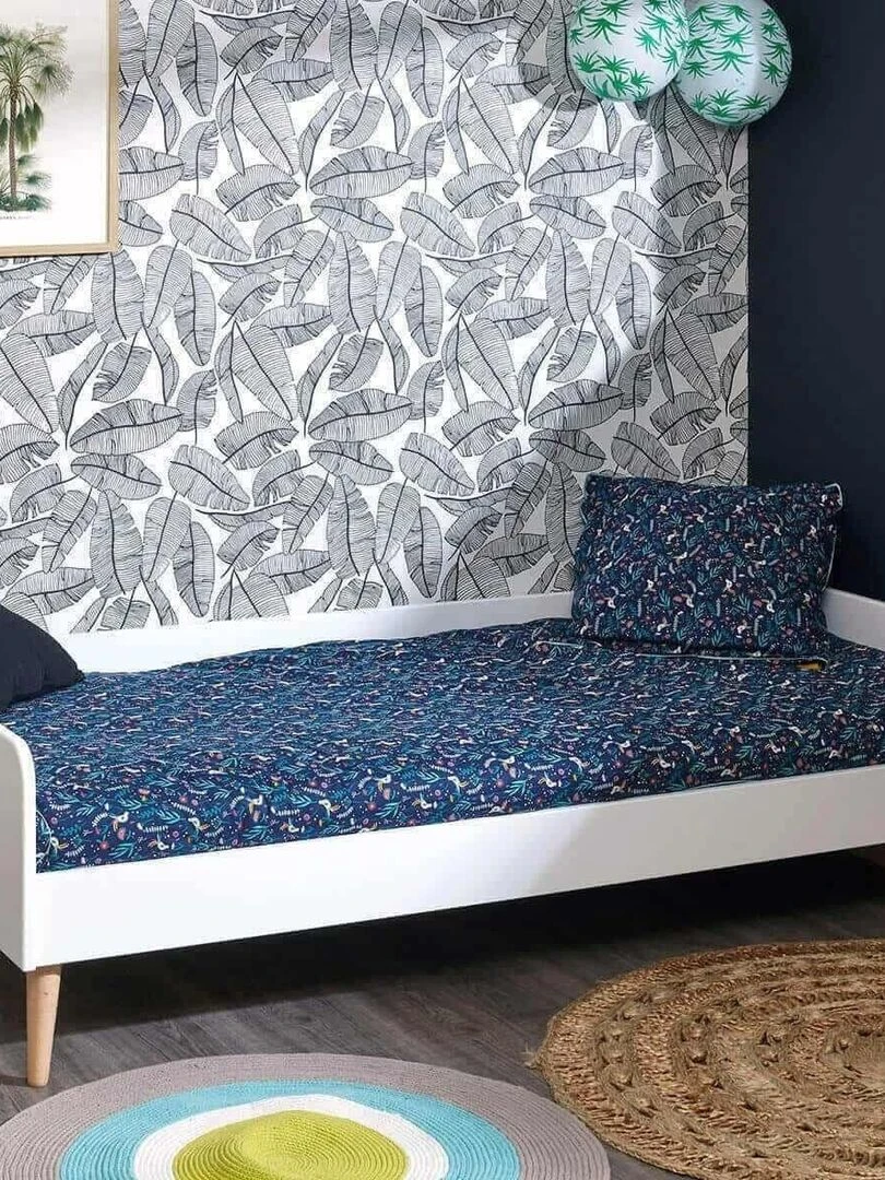 Lit avec barrière et pieds Harpe   AKITEN RETAIL   Blanc Blanc