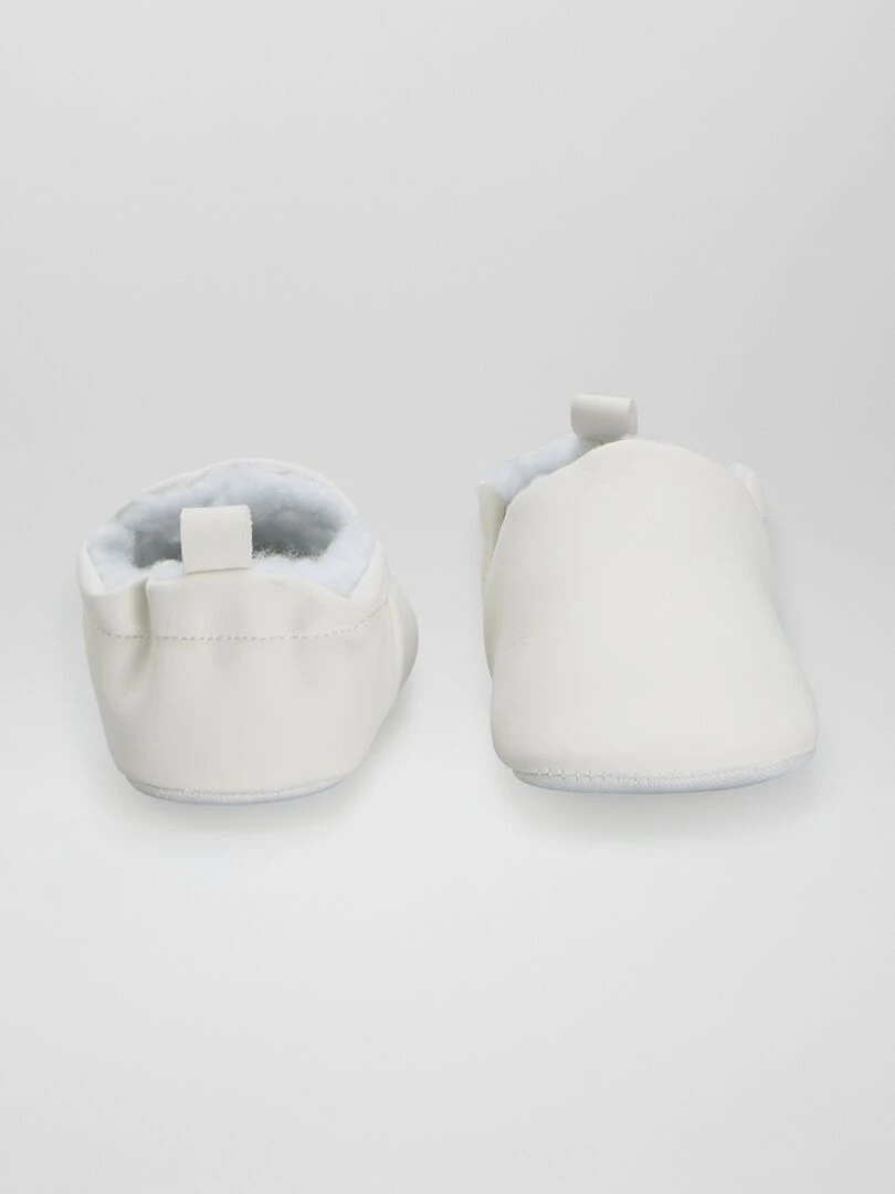 Chaussons en suédine fourrés   blanc