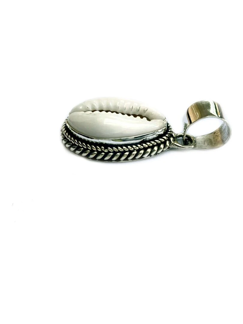 Pendentif argent serti d'un coquillage cauri naturel Bijoucolor Blanc