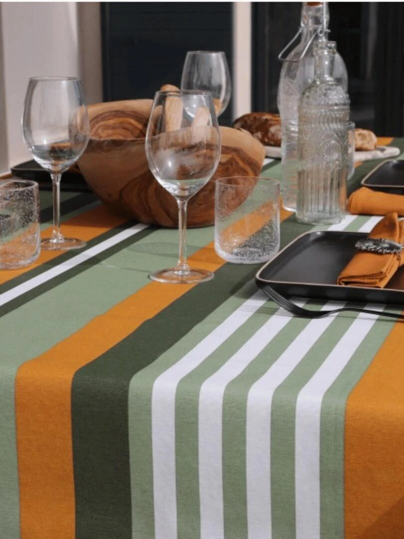 Nappe plastifiée à rayures outdoor Vert