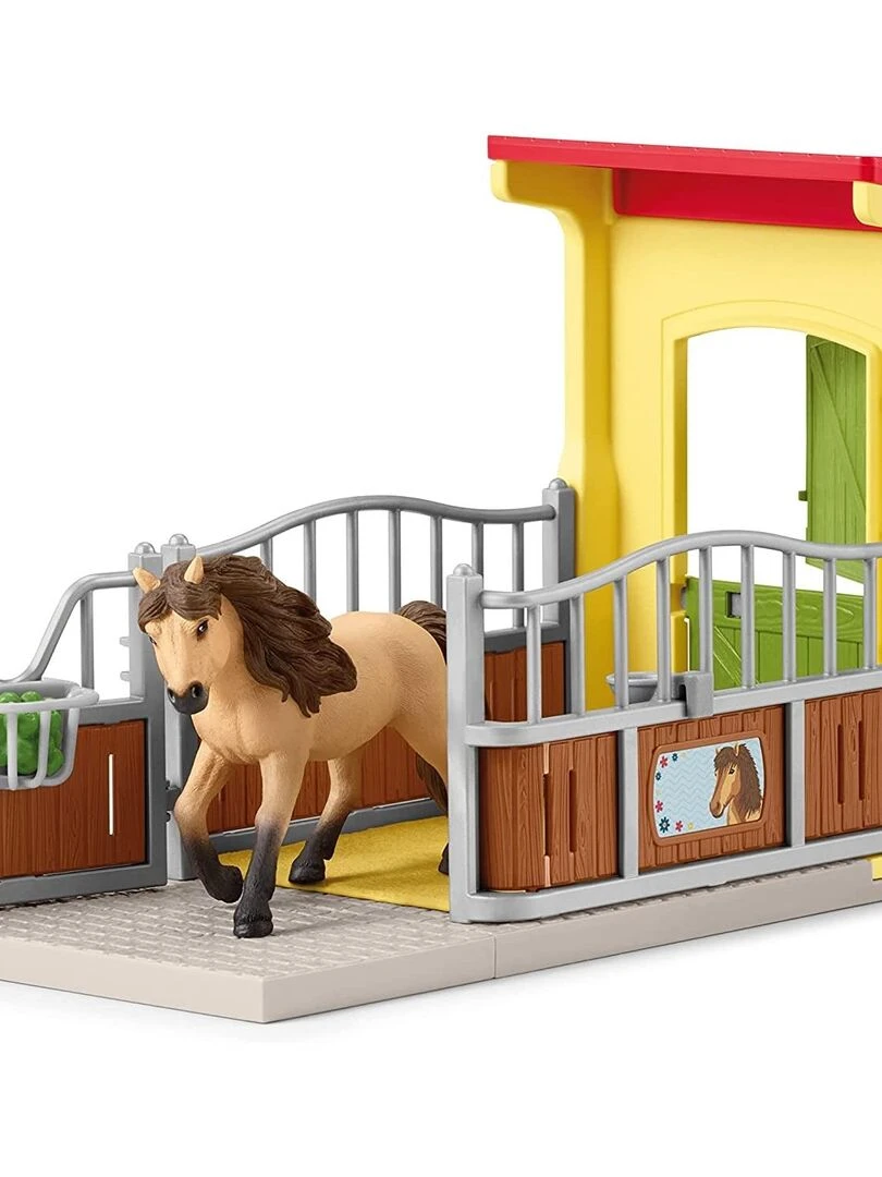 Box avec Poney Icelandais   Extension Ferme Educative   N/A