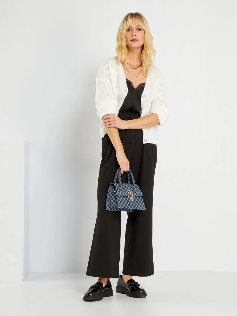 Top fluide noir