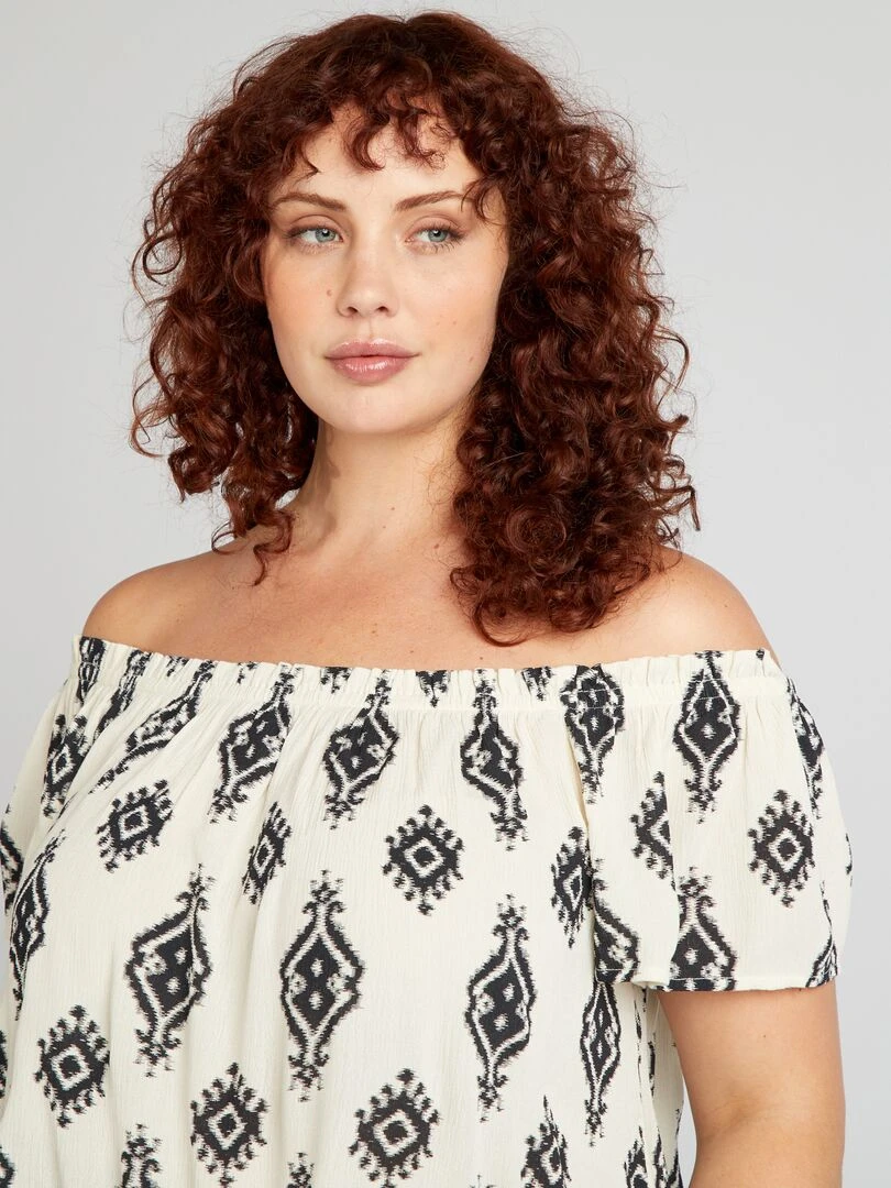 Blouse fantaisie à emmanchures bardot   Beige