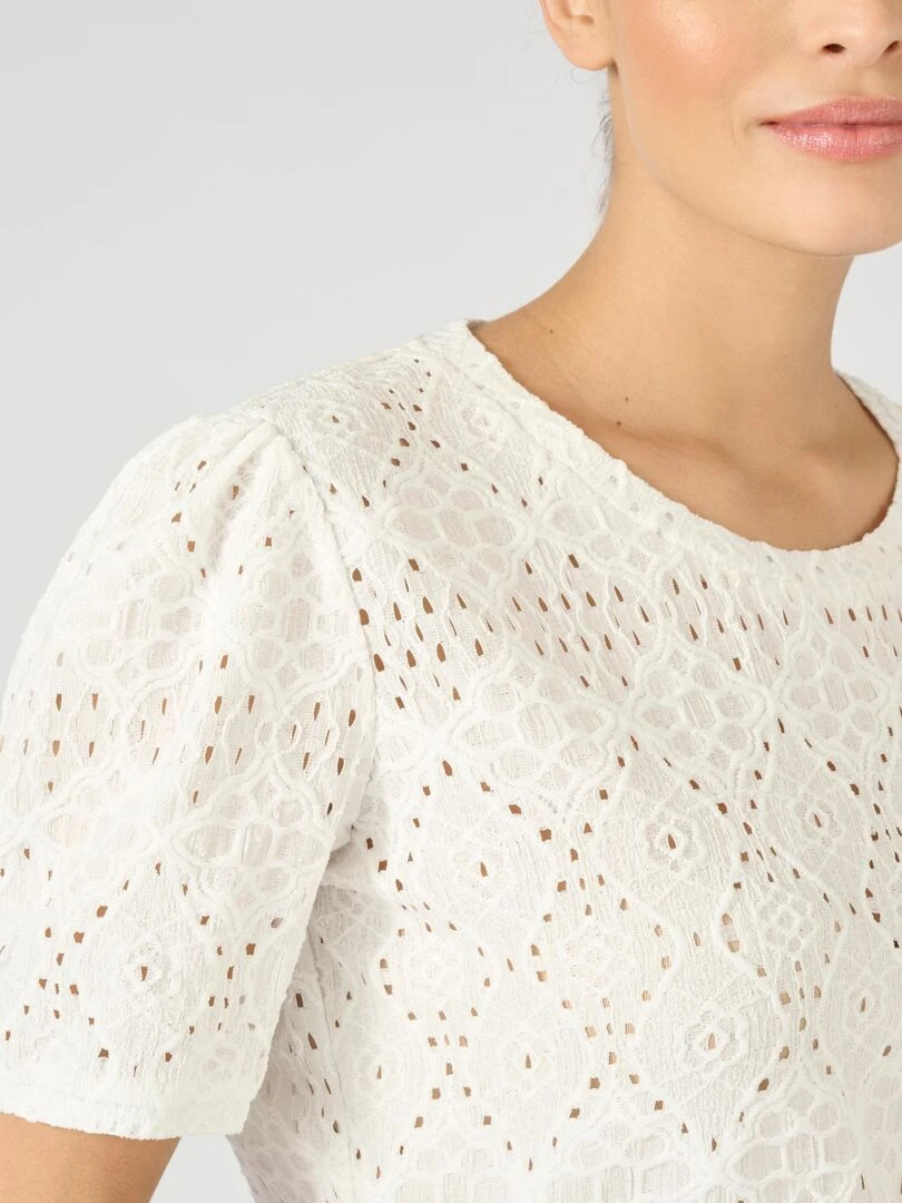 Tee shirt en maille ajourée effet dentelle   Damart   Blanc cassé