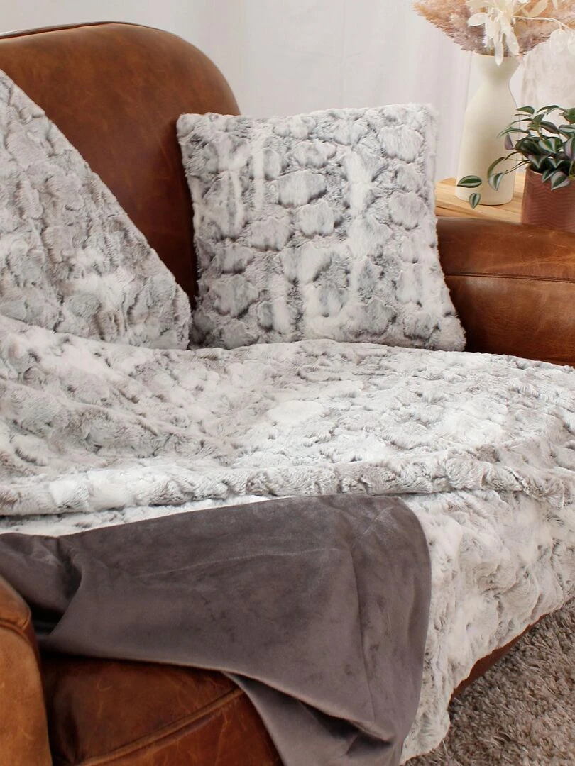 Plaid en imitation fourrure doublée polaire Gris clair