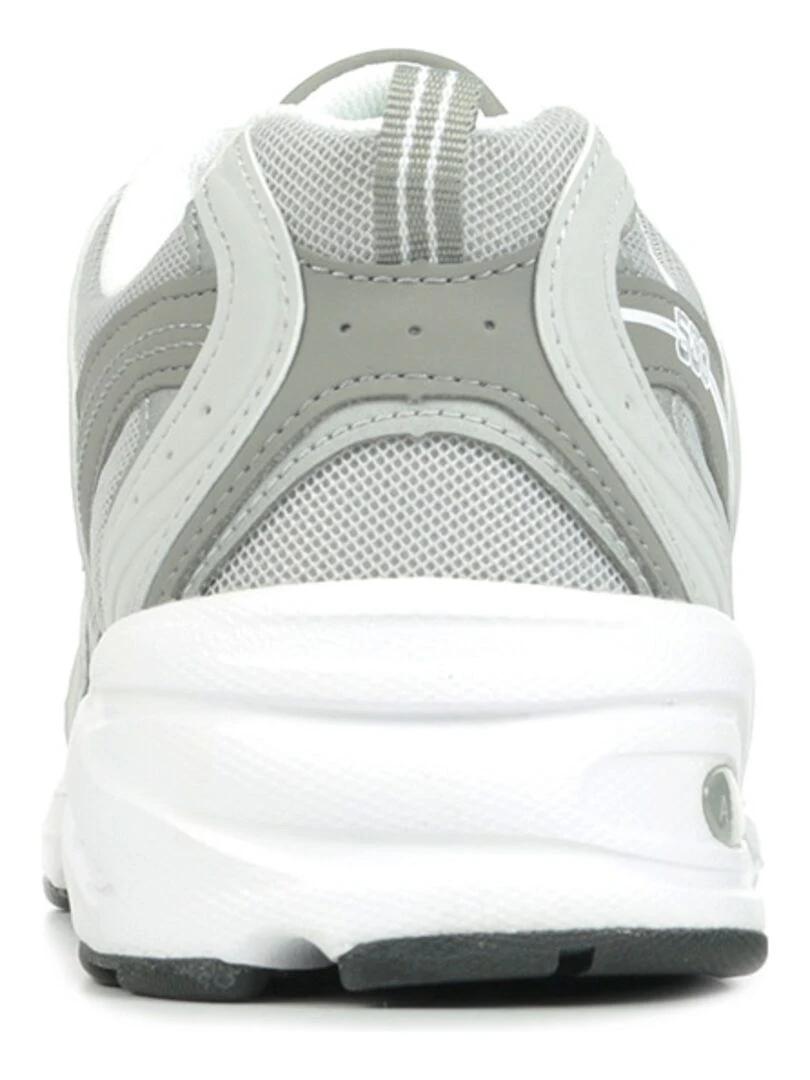 Baskets New Balance 530   Gris