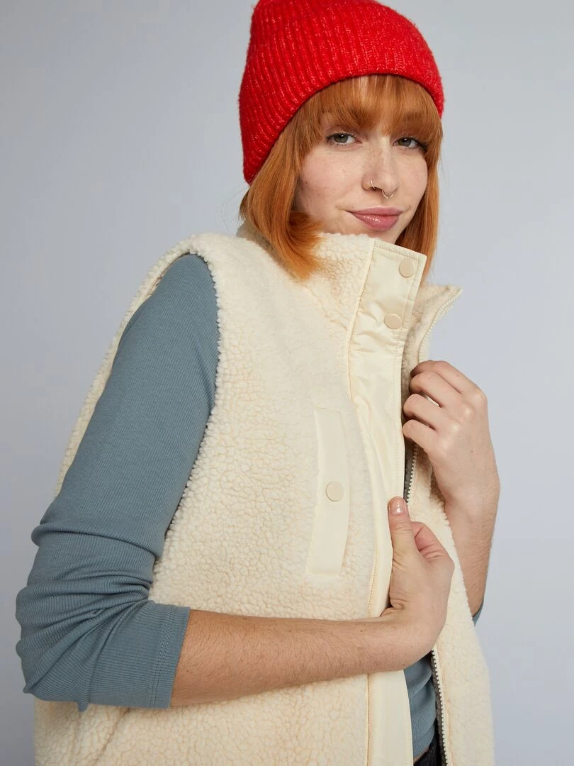 Veste en sherpa à manches courtes   Beige