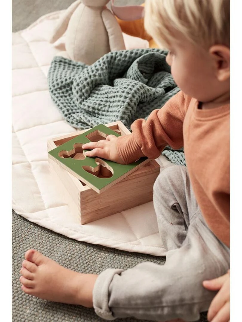 Boîte à formes en bois Edvin Kids Concept Beige