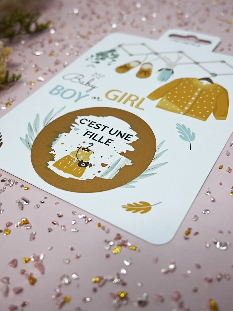 Carte à gratter   C'est une fille   Blanc