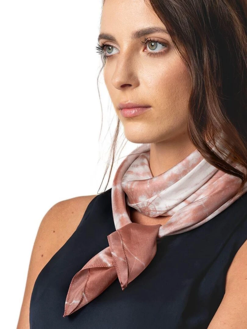 Carré de Soie Tie Dye Aivan   Artisanat VietNam   Marron