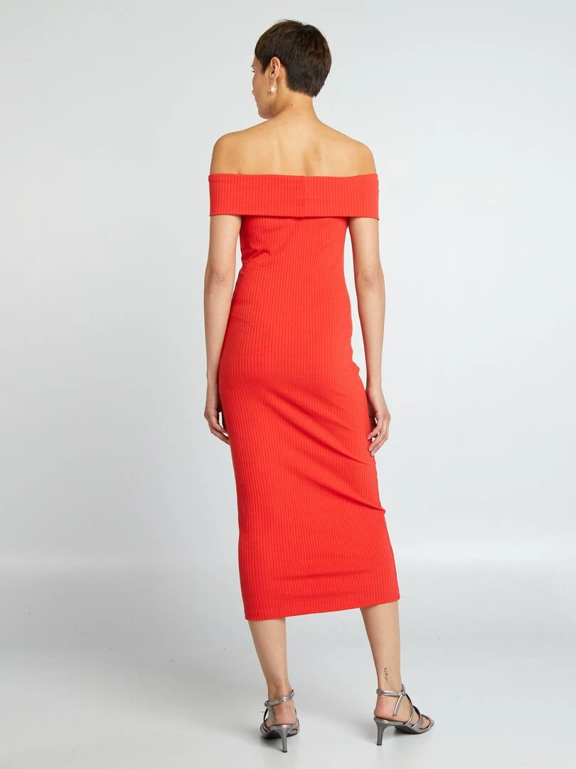 Robe moulante en maille côtelée et col bardot   rouge