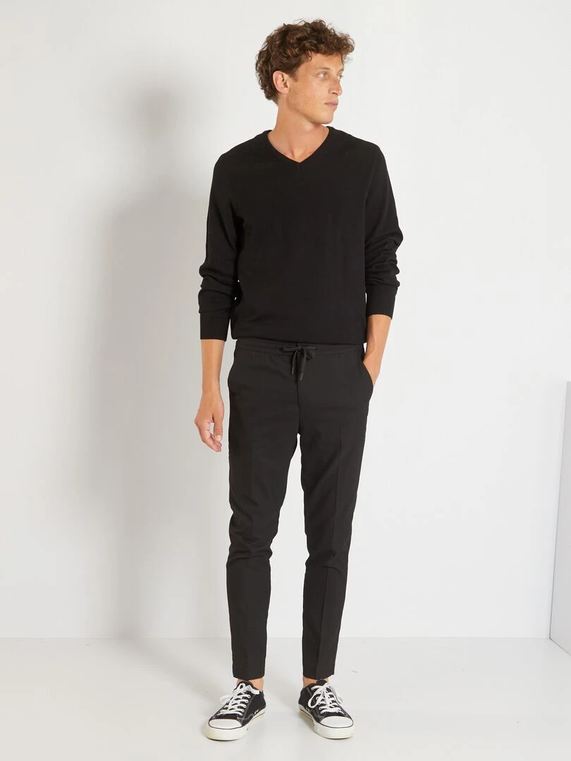 Pull basique en maille unie noir