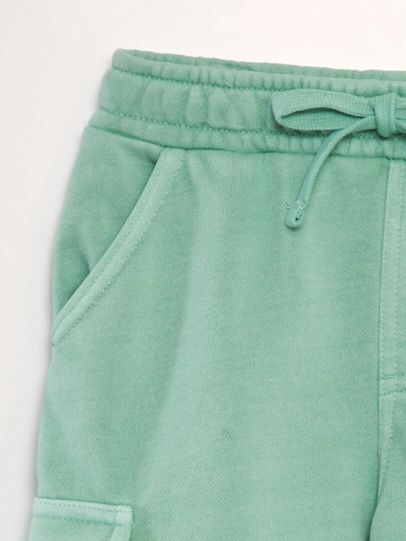 Bermuda avec poches sur les côtés   Vert