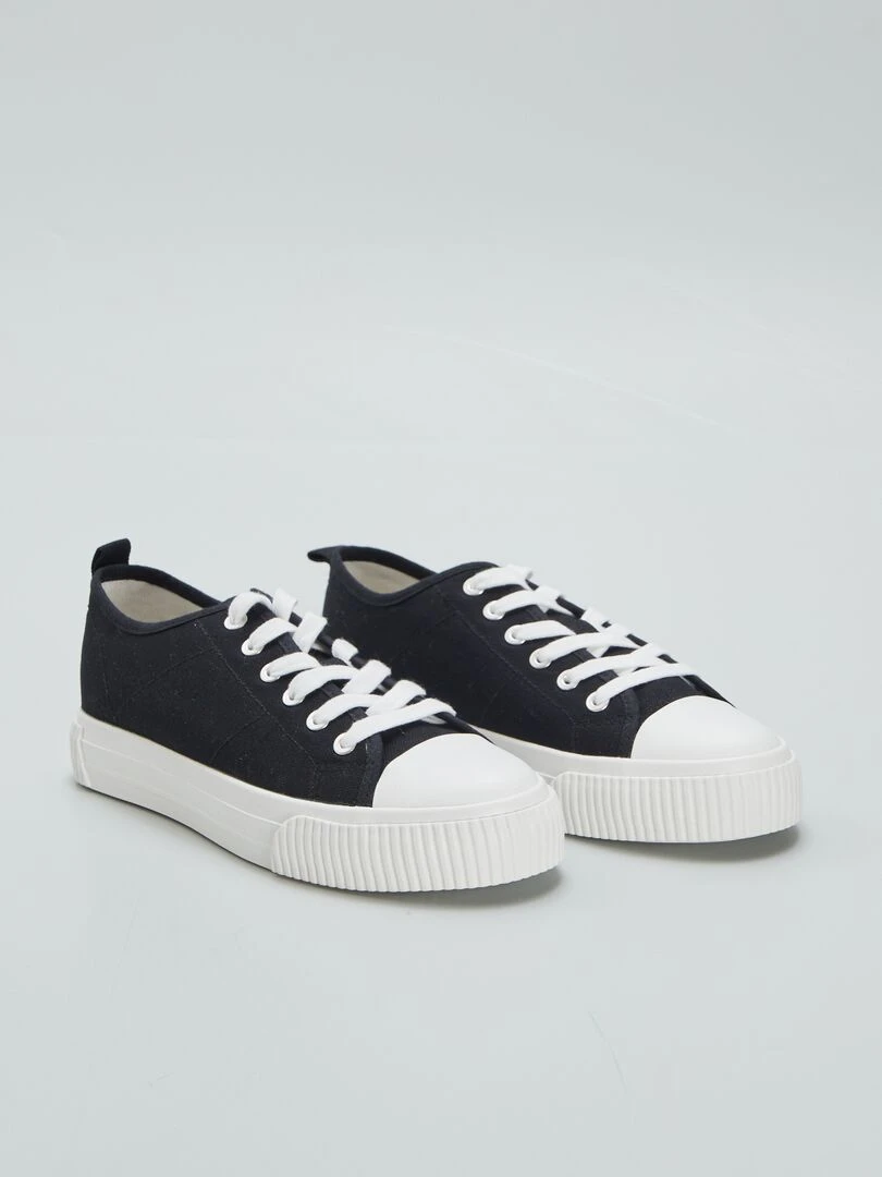 Baskets basses en toile noir
