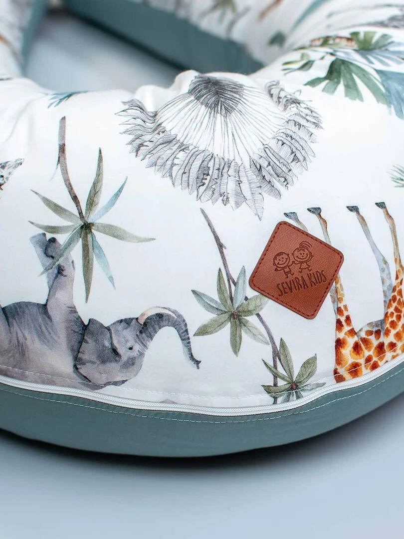 Petit coussin d'allaitement ergonomique + housse Safari Multicolore