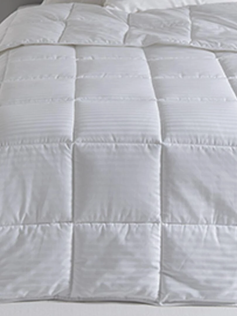 Couette chaude en satin de coton Blanc