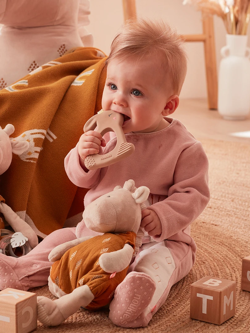 Peluche Small Tiga En Veloudoux Et Mousseline De Coton Bio  Beige/ocre   Jaune