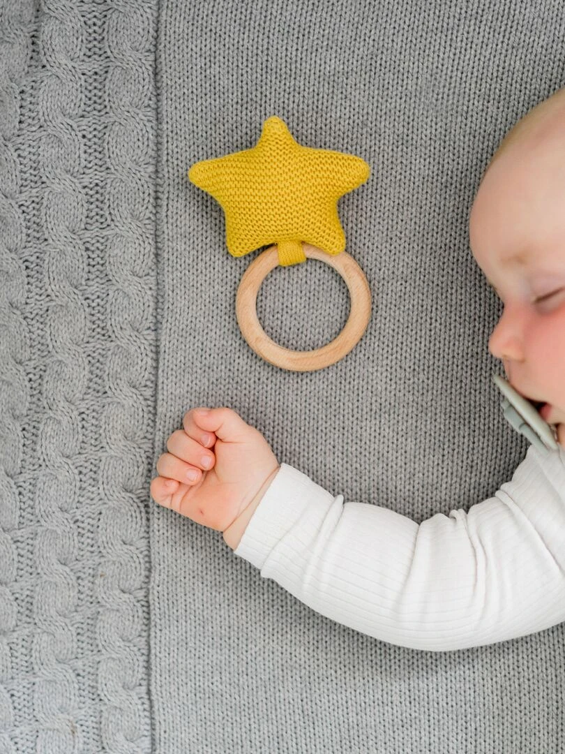 Jouet à saisir en crochet etoile   Jaune