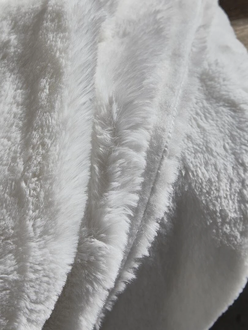 Plaid fausse fourrure 'MOUNTAIN' 'TODAY' Blanc