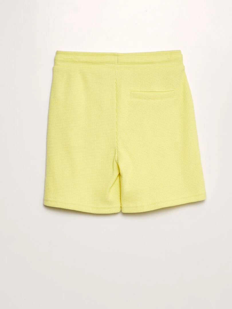 Short en nid d'abeilles jaune
