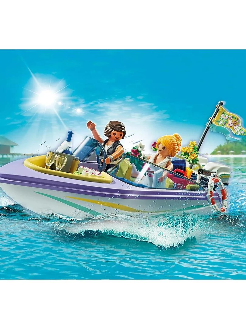 City Life Mariés et bateau   N/A