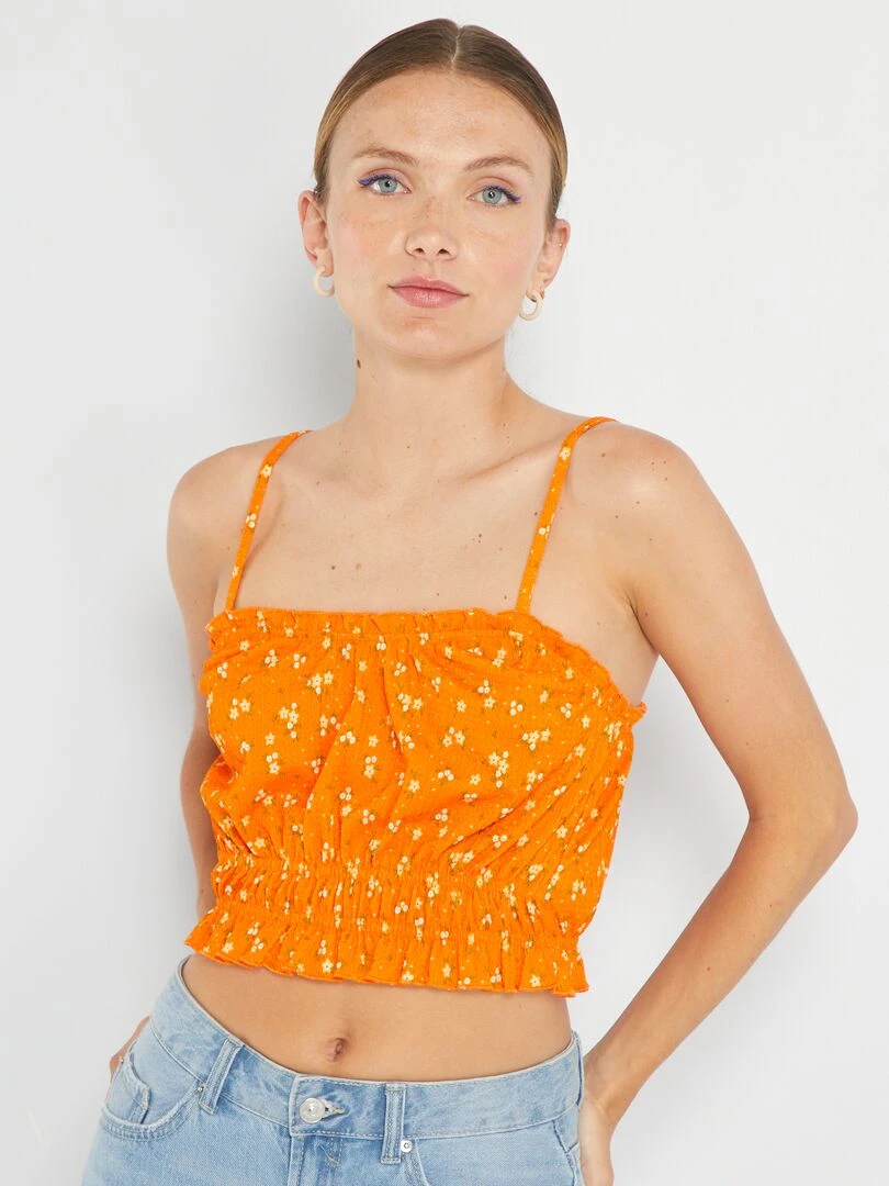 Top cropped orange