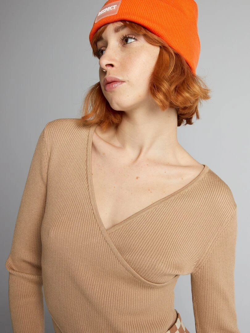 Pull côtelé avec ouverture cache cœur   Beige