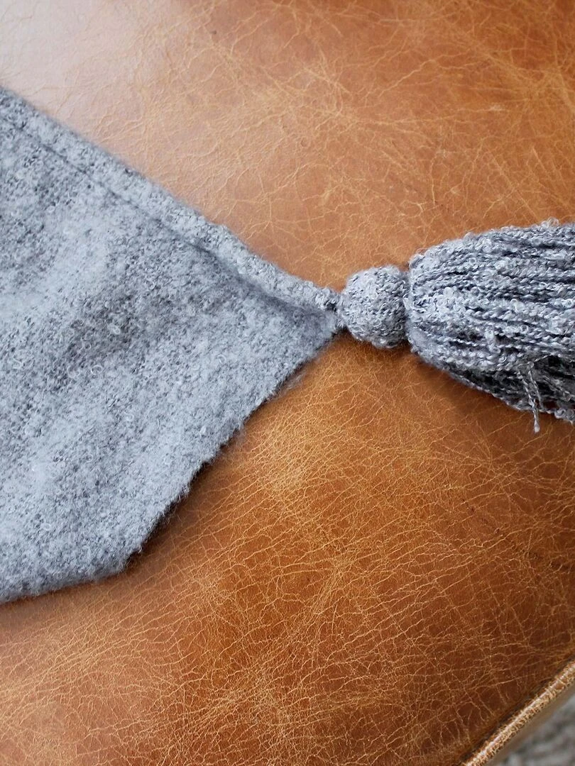 Plaid à pompons aspect mohair Gris clair