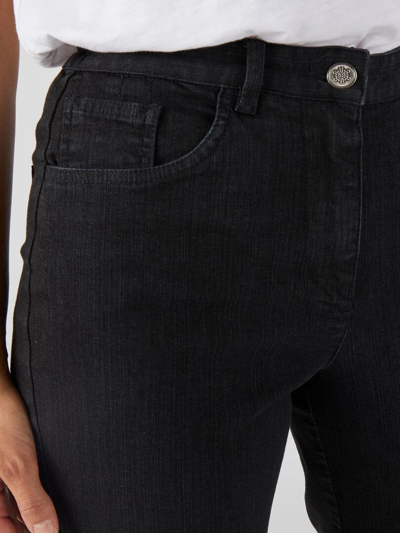 Pantacourt jean extensible 5 poches.   Damart   Noir