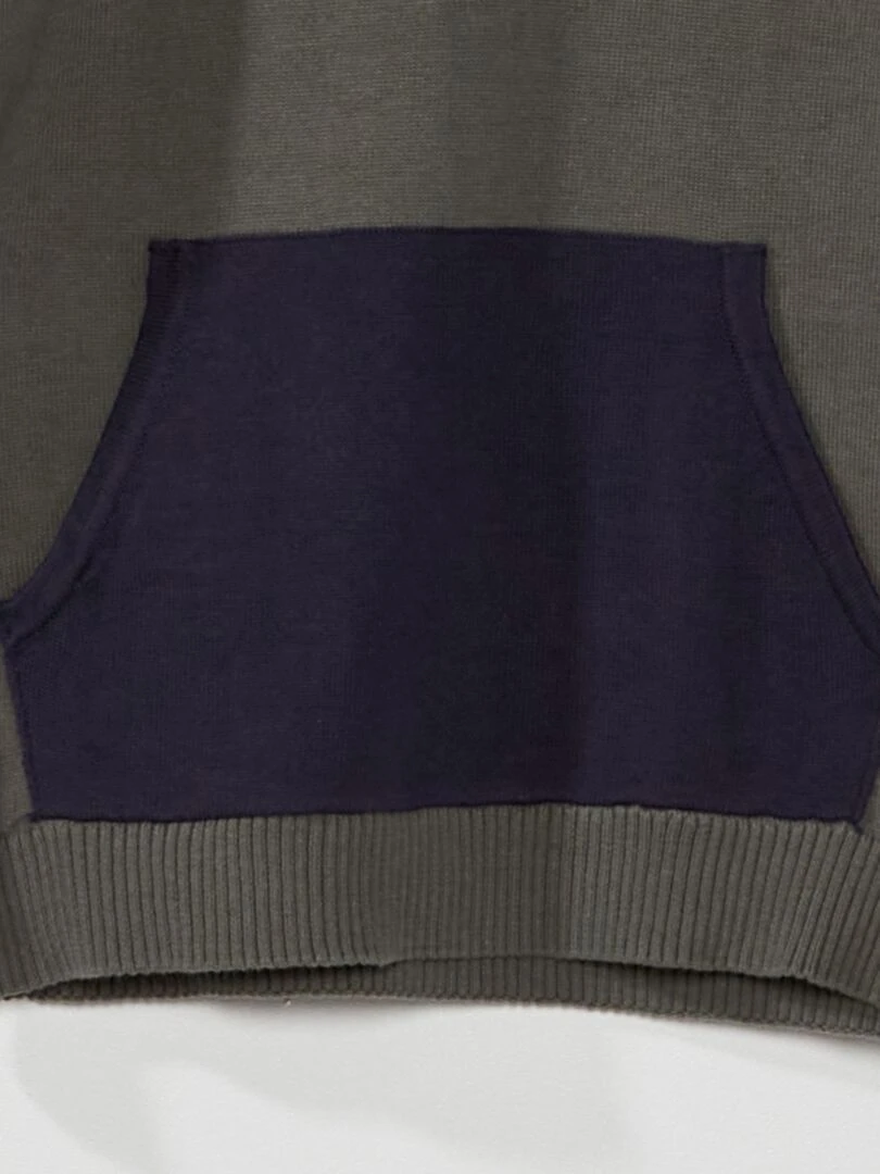 Pull en maille légère avec poche kangourou Vert