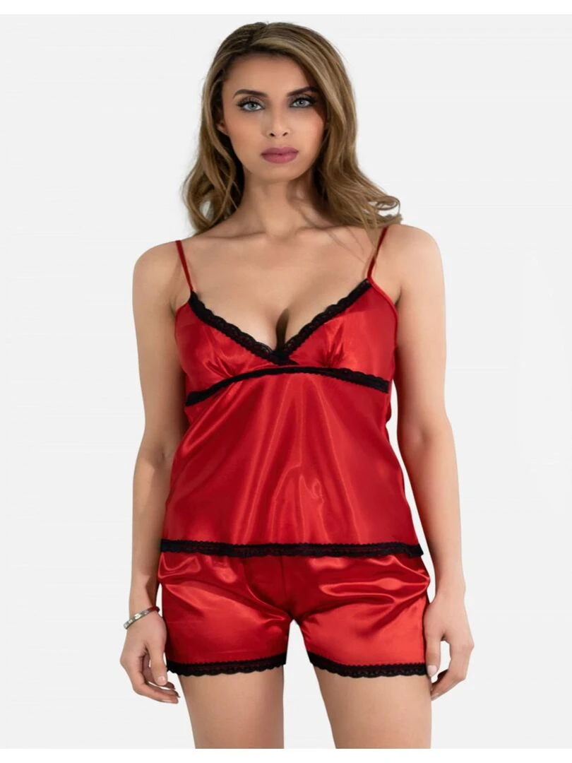 Ensemble pyjashort fines bretelles en satin Kebello Rouge