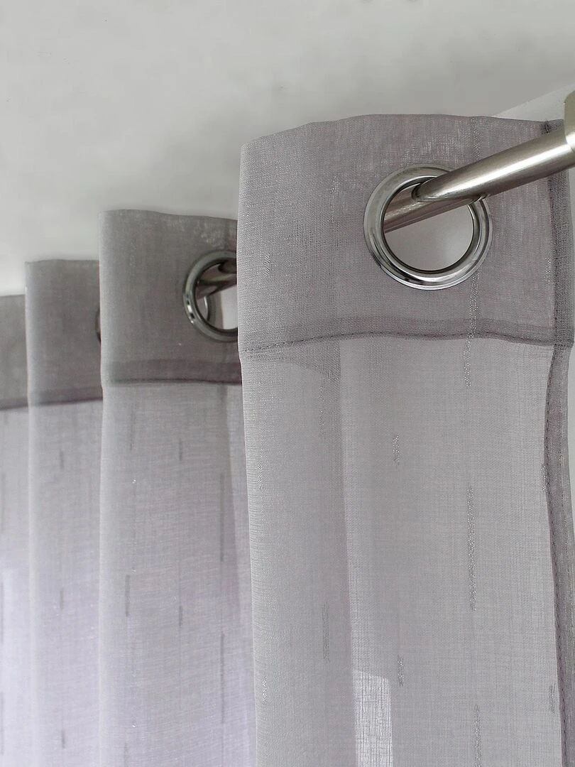 Voilage aux fils tissés argentés   Gris clair