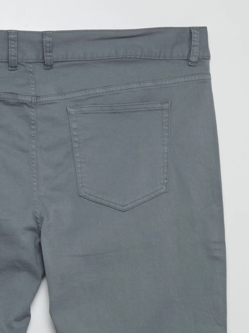 Pantalon slim L32 Gris