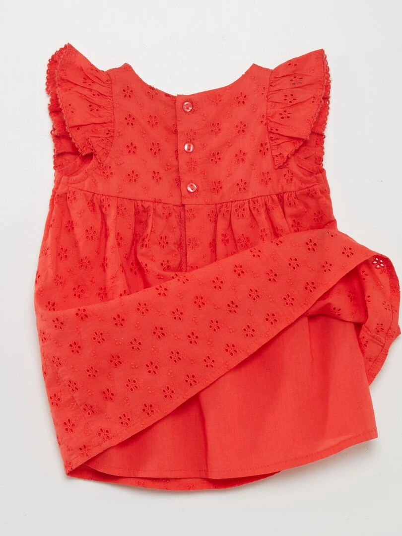 Robe avec broderies anglaises et volant   rouge