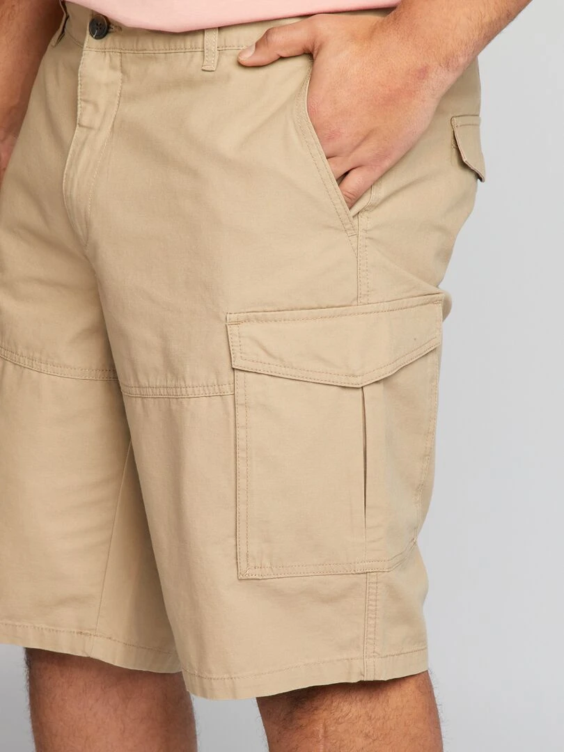 Bermuda  avec poches à rabat   Beige
