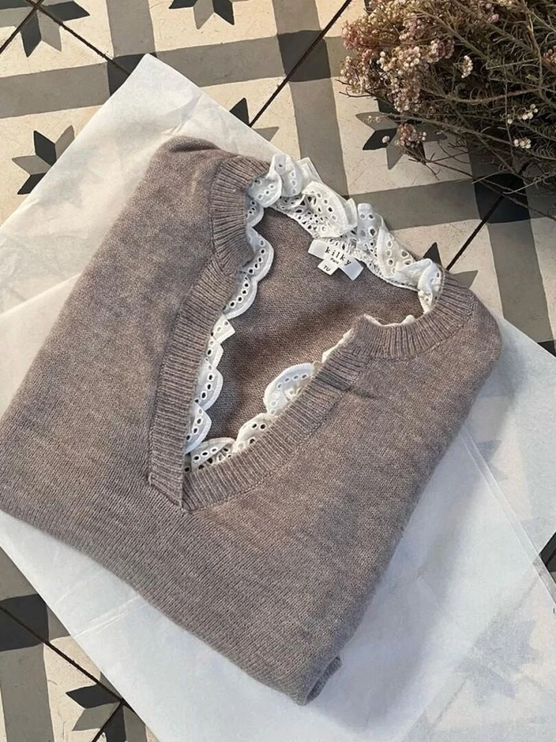 Pull broderie Eden Gris