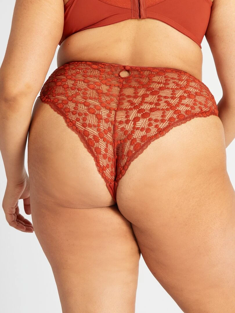 Tanga en dentelle fantaisie   Rouge corail