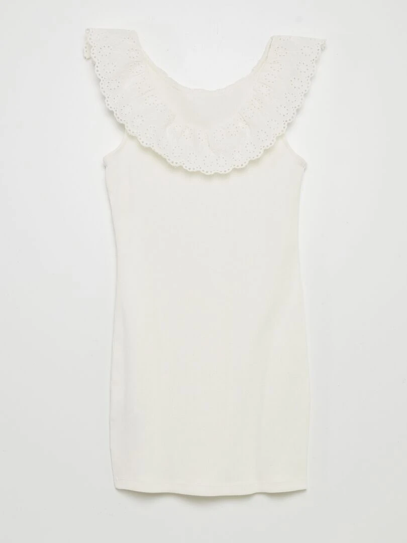 Robe côtelée avec large col brodé blanc