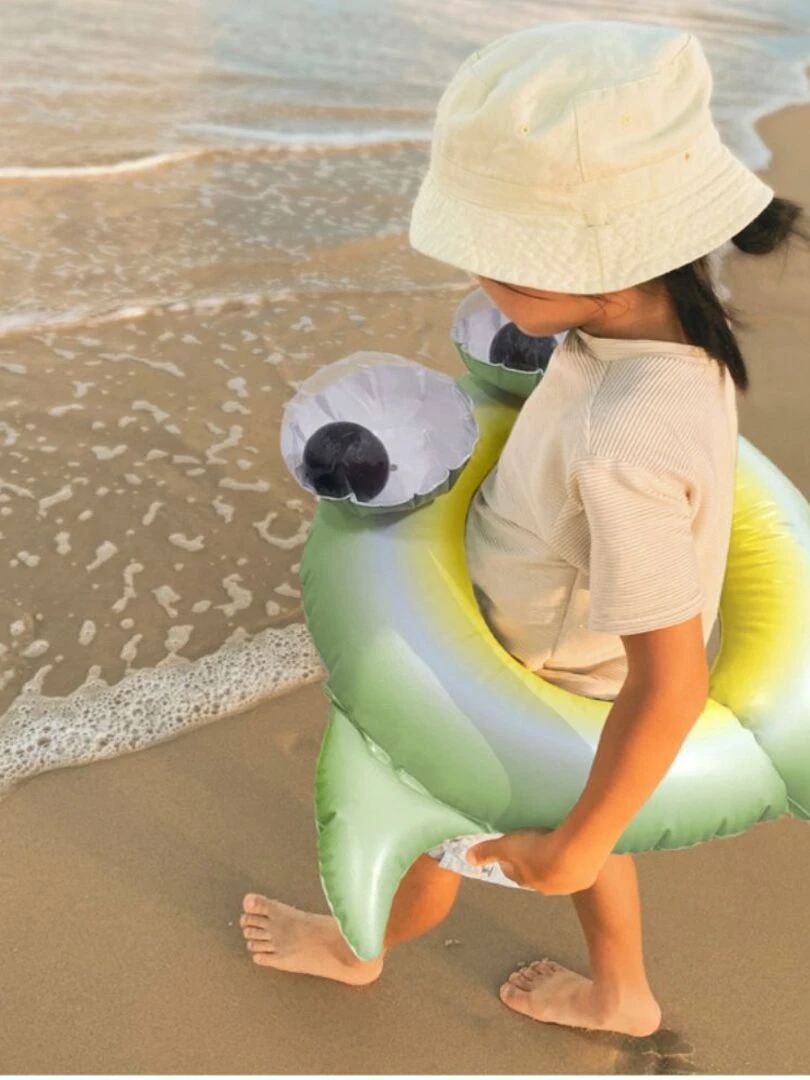 Bouée gonflable poisson Shark tribe khaki   Vert d'eau